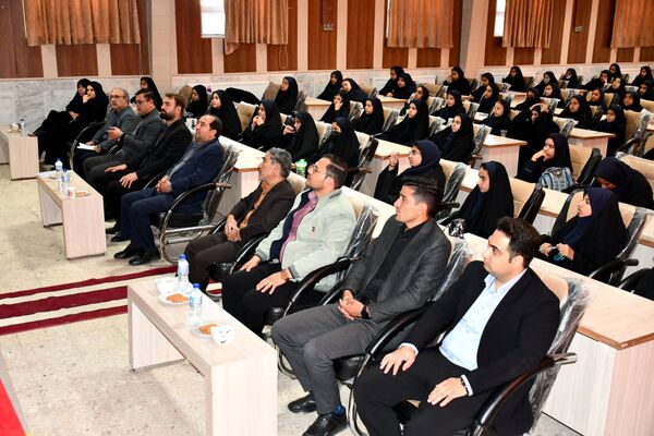 کارگاه هوش مصنوعی ویژه دانش‌آموزان دختر مقطع متوسطه اول شهرستان مه‌ولات