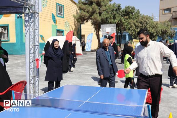 نمایشگاه زنگ مهر در ناحیه یک مشهد 