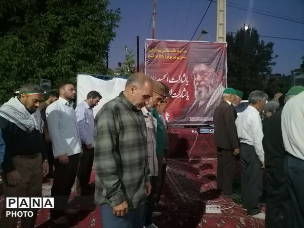 نماز جماعت همراه با اجتماعات شبانه در حسینیه شهدای شهر بار نیشابور 