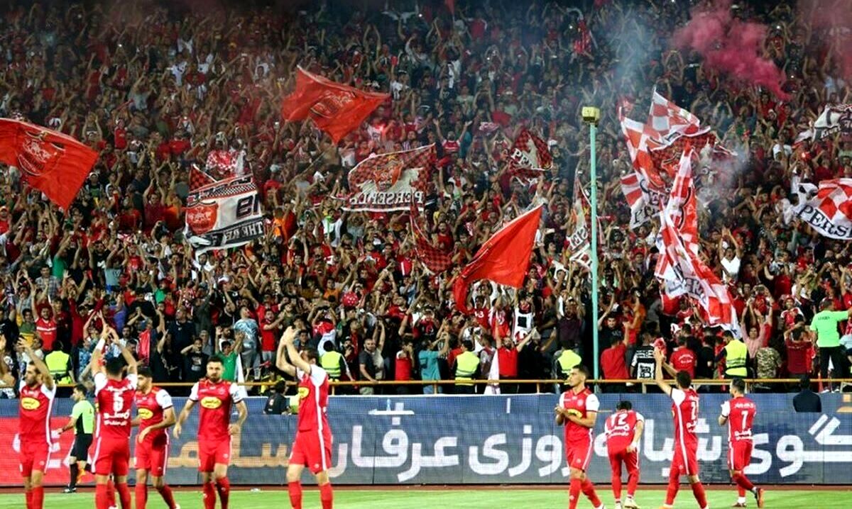 خیز شیاطین سرخ فوتبال ایران برای فتح 2 جام؛ پرسپولیس با تیپ جدید در اراک

