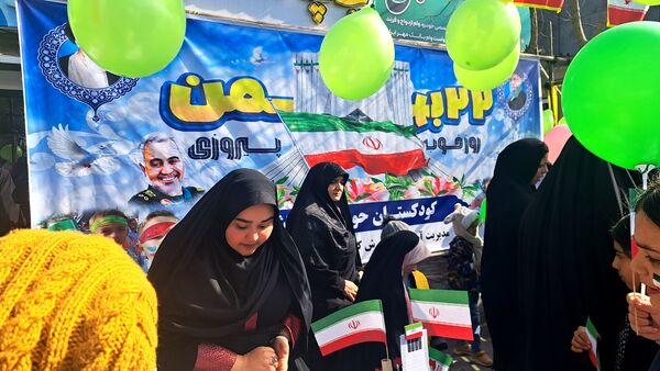 راهپیمایی و جشن یوم الله ۲۲ بهمن در شهرستان گناباد 