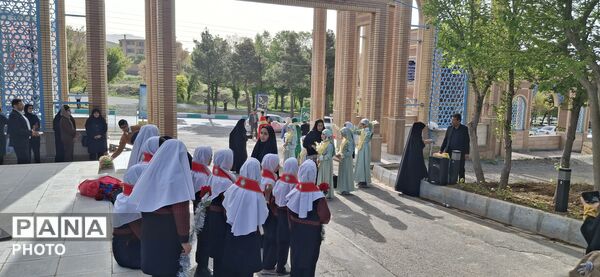 پیشتازان چهارمحال و بختیاری میزبان رئیس سازمان مدارس غیردولتی وزارت آموزش و پرورش 