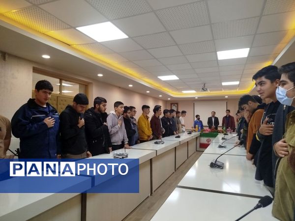 برگزاری جلسه هماهنگی تشکل های دانش‌آموزی دردبیرستان نمونه دولتی شیخ مفیدناحیه یک اردبیل 