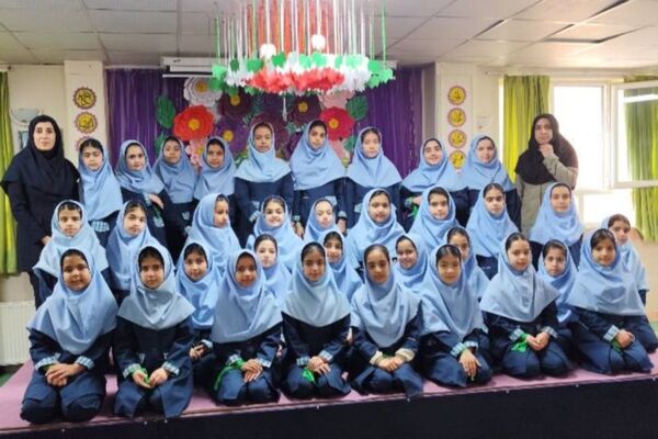 جشن نیمه شعبان در دبستان میقات پردیس