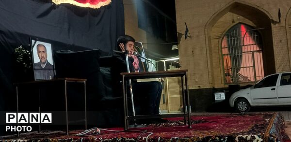 آیین عزاداری شب پنجم محرم در مسجد شیرزاد