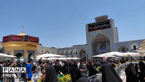 عاشورای شیعیان در حرم مطهر رضوی