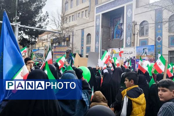 فرزندان ایران از مدارس شهریار تا راهپیمایی