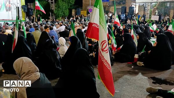 تجمع مردمی «دفاع از ایران‌جان» در جیرفت