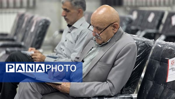 جلسه فصلی مدیران مدارس ابتدایی قائمشهر