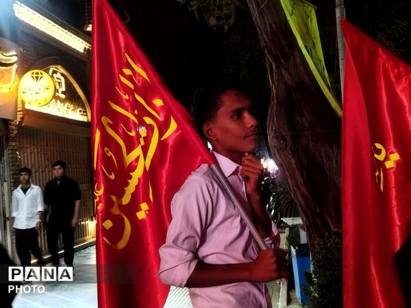 تجمعات شبانه مردم نیشابور در حسینیه امام خمینی(ره) ادامه دارد