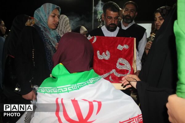 در محضر خورشید؛ بازگشت عطر کربلا به قلب میدان شورا