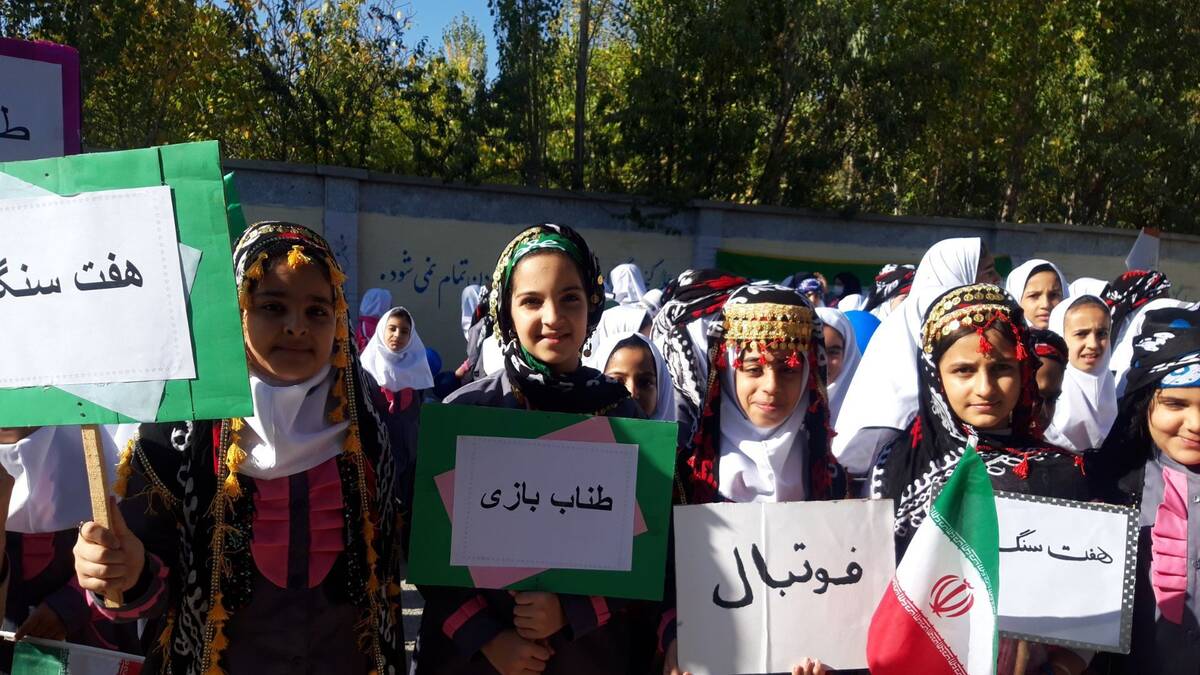  المپیاد ورزشی درون‌مدرسه‌ای در مدرسه شهید حدادی
