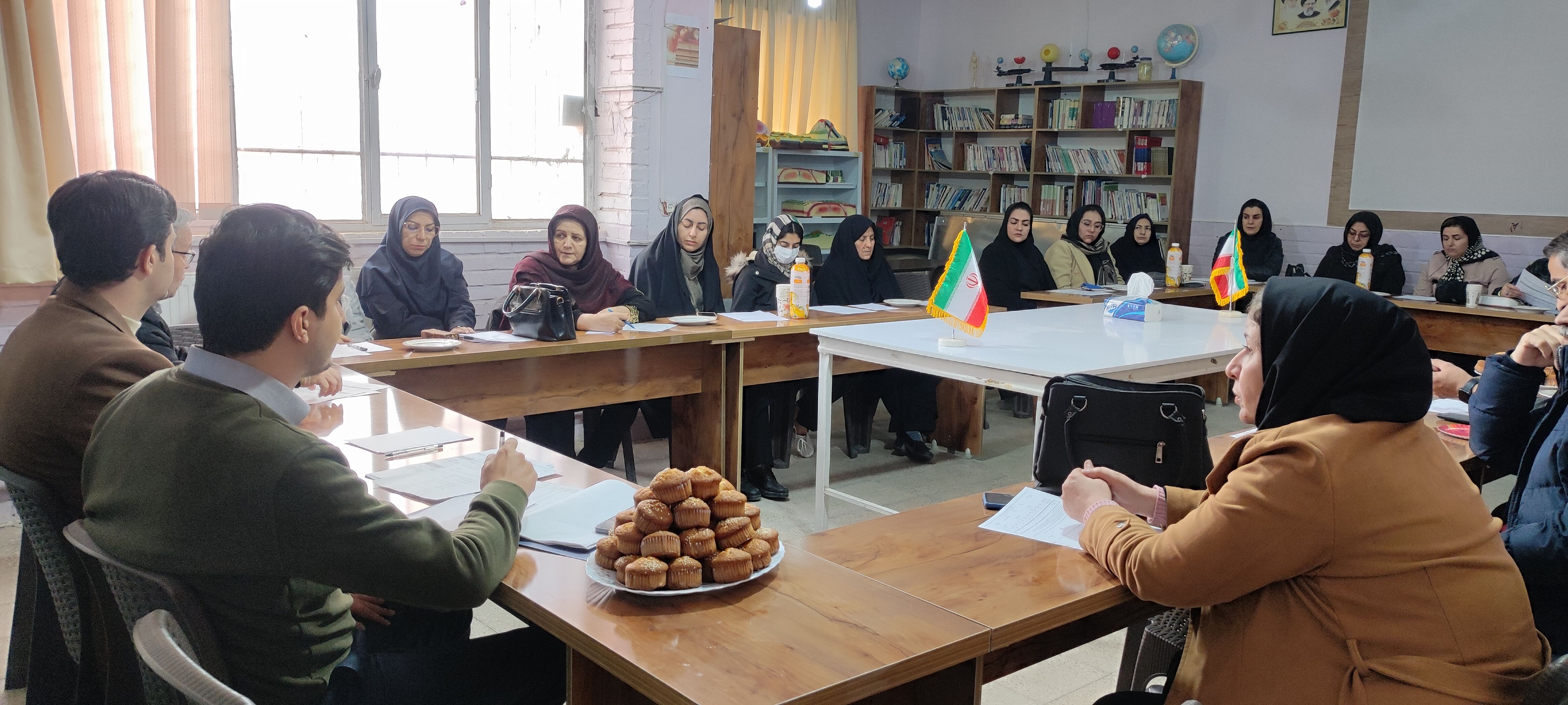 برگزاری کارگاه هدایت تحصیلی پایه نهم در دبیرستان فرزانگان شیروان