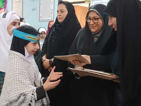 آغاز فصل شکوفه ها در بندرعباس 