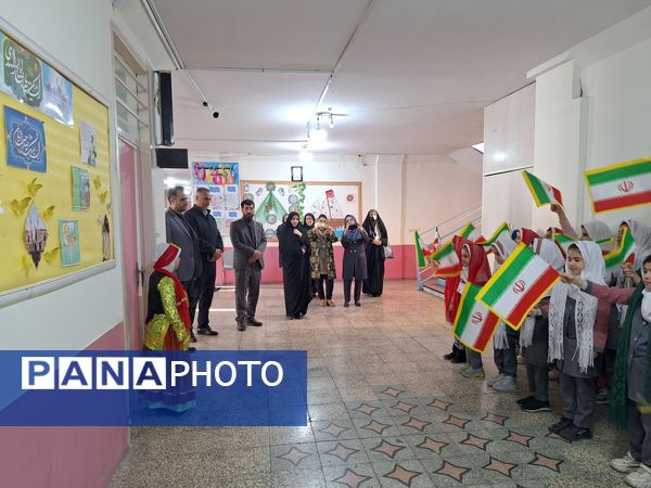 نمایشگاه دست‌سازه‌ها و فعالیت‌های پژوهشی در دبستان آسیه شهرستان ملارد