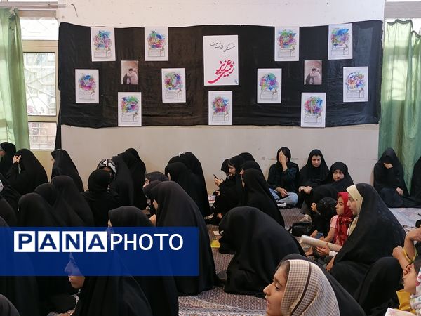 اجتماع دانش‌آموزی چهلم شهدای خدمت در بیرجند