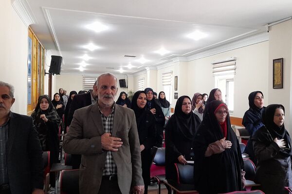 نشست بصیرتی با رویکرد انتخابات در آموزش و پرورش رودهن 