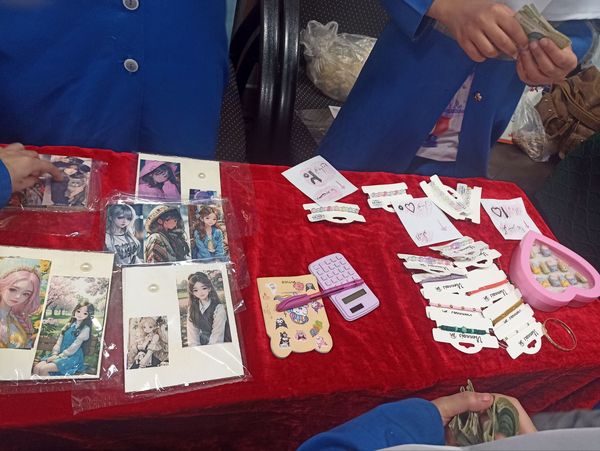 بازارچه در دبستان کبری سرشته 