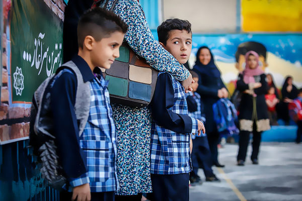 گفت‌وگوی مسالمت آمیز؛ راهی برای کنترل نوجوانان در شرایط بحرانی