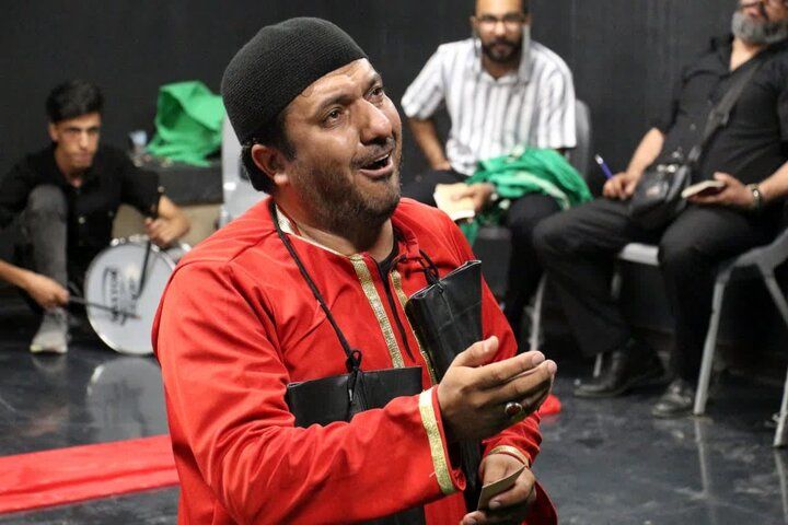 مردم صادقانه‌ترین داوران نمایش خیابانی‌ هستند؛ آن‌ها که می‌مانند، ما را پذیرفته‌اند