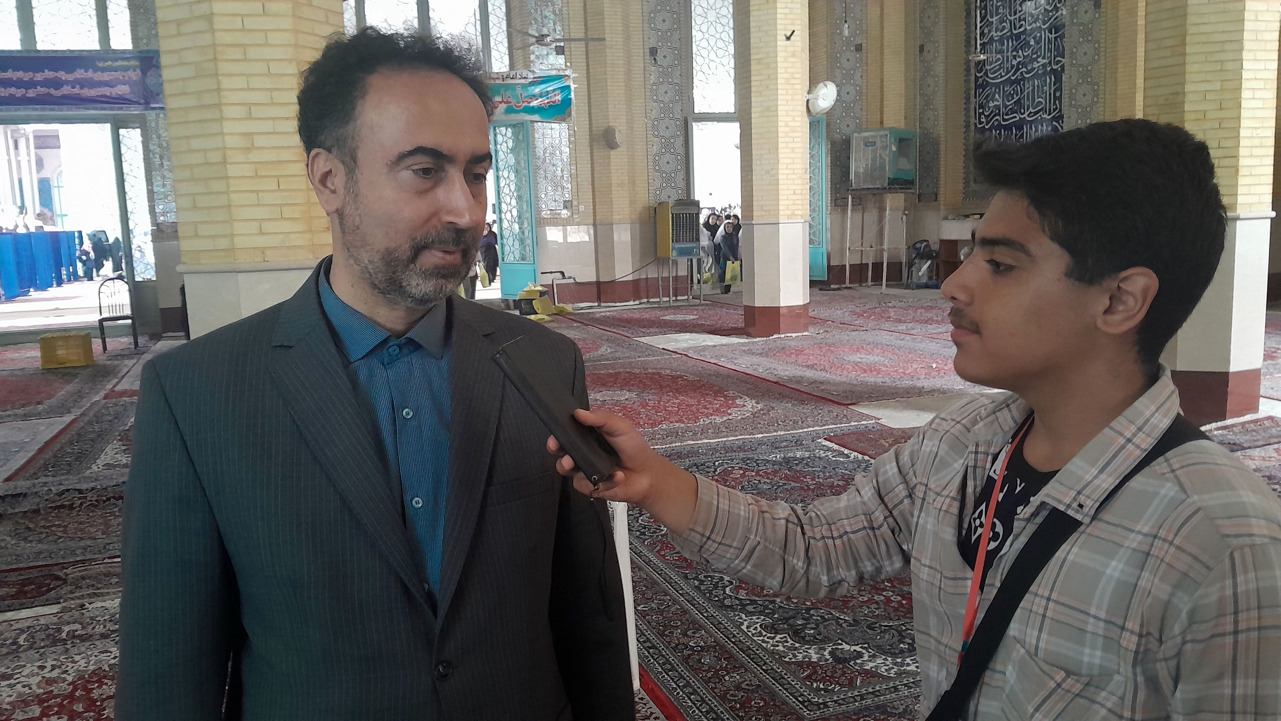 در مراسمات آینده شاهد افزایش تعداد دانش‌آموزان خواهیم بود