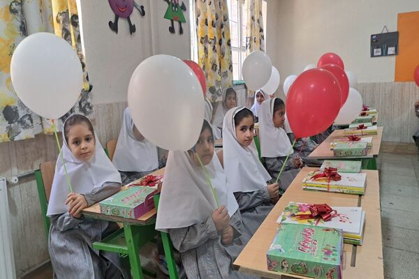 جشن شکوفه‌ها در اهر 