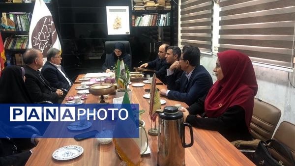 مدرسه‌ای که تاریخ نفس می‌کشد؛ روایت تصویری از سعادت بوشهر