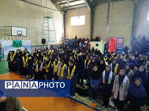 اجتماع بزرگ یاوران انقلاب، پیشتازان مقاومت در شهرستان فاروج 