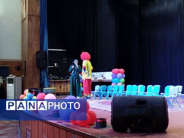 جشن باشکوه فارغ‌ التحصیلی نوگلان رنگین کمان کاشمر