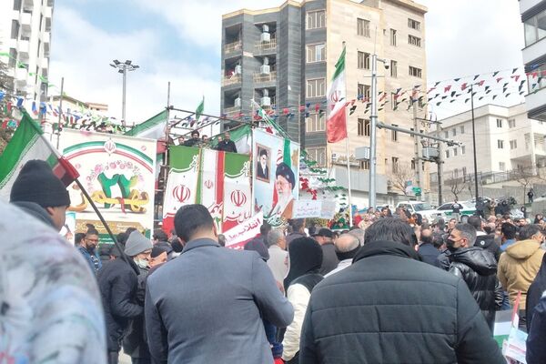 راهپیمایی پرشور ۲۲بهمن در رودهن 