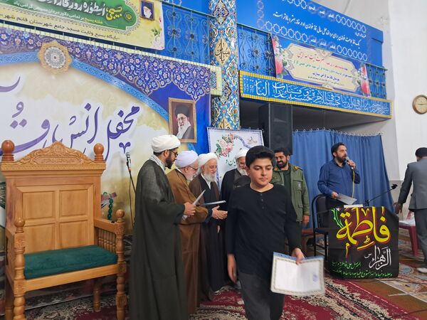 محفل انس با قرآن کریم در مسجد جامع قائمشهر