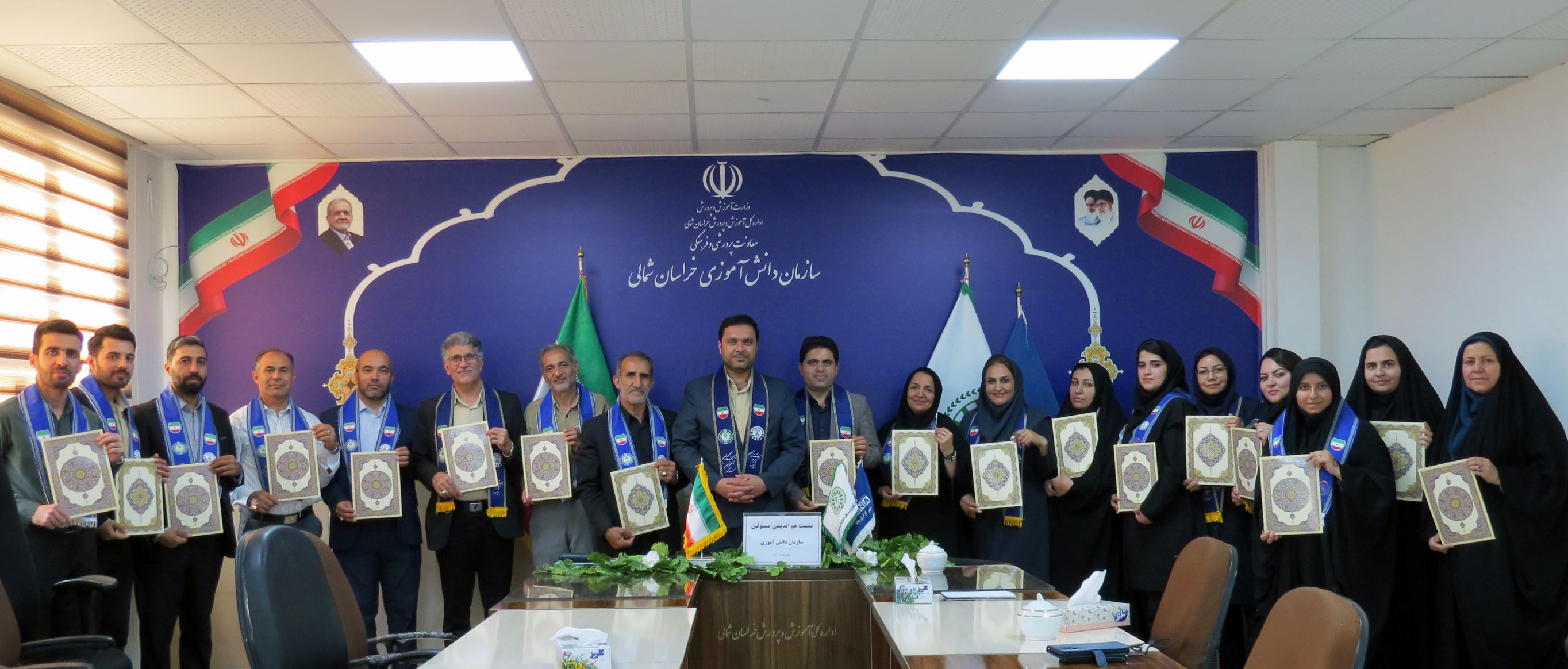 نشست هم‌اندیشی سازمان دانش‌آموزی خراسان شمالی با حضور معاون پرورشی فرهنگی