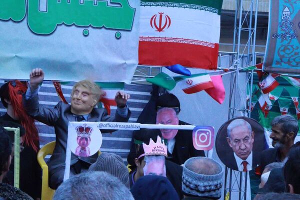 گروه تئاتر پانا  با نام ‘منتظران ظهور’ در روز 22 بهمن نمایش جذابی را به اجرا درآورد