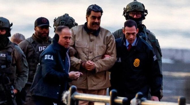 مادورو در دادگاه نیویورک: من رئیس‌جمهور ونزوئلا و اسیر جنگی هستم