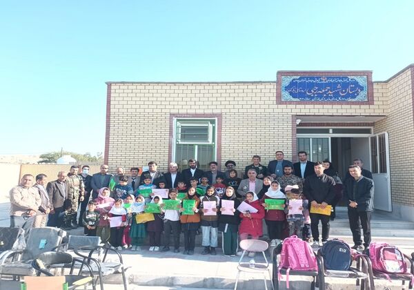 برگزاری آیین نواختن زنگ انقلاب اسلامی در گوشه‌گوشه خوزستان