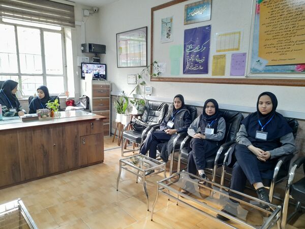 اجرای طرح مدام در دبیرستان دخترانه ریحانه