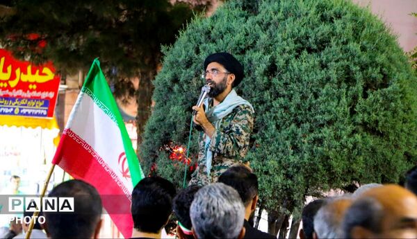 گام‌های استوار شهروندان برای فریاد اقتدار
