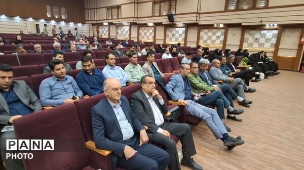  گردهمایی مدیران مدارس ناحیه یک یزد 
