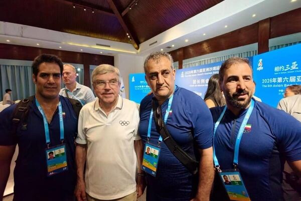 بازی‌های ساحلی آسیا؛ دیدار توماس باخ با ورزشکاران ایرانی در دهکده بازی‌ها
