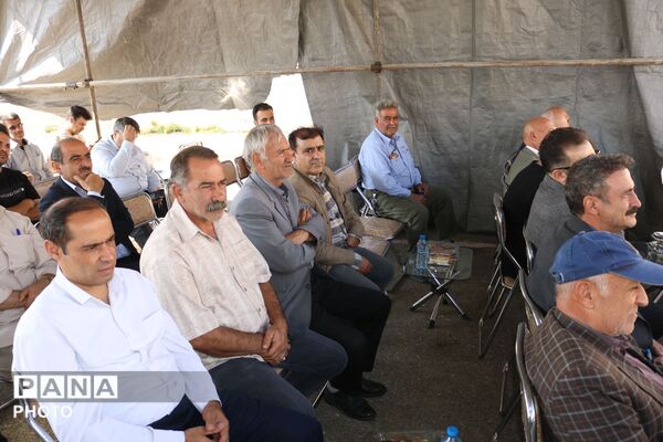 کلنگ‌زنی مدرسه ۱۲ کلاسه در روستای اردکلو شهرستان مرند
