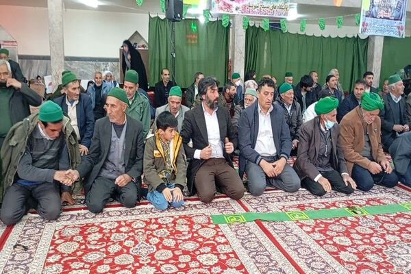 اقامه نماز جماعت ظهر و عصر در روز ۲۲بهمن  شهر بار نیشابور