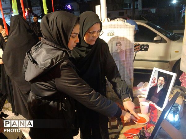 حضور حداکثری جامعه فرهنگی و دانش‌آموزی در تجمعات شبانه