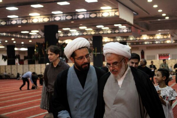 فروغ ایمان و همدلی در نماز جمعه بندرعباس