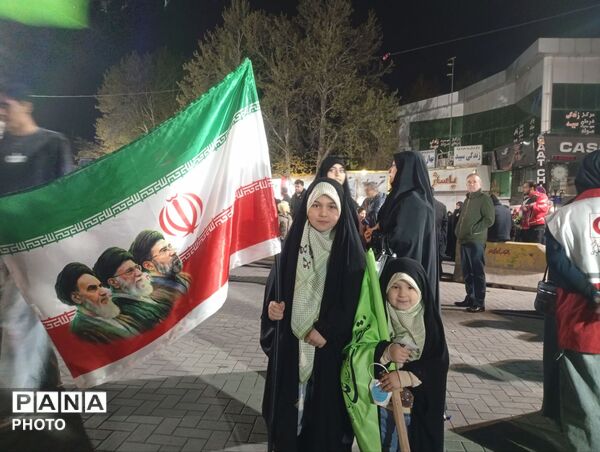 حضور مردم شهرستان نظرآباد در چهلم شهدای میناب 