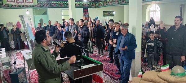 یادواره شهدای روستای کمک سفلی با حضور خانواده‌های شهدا و مسئولان