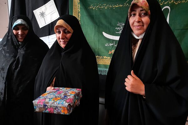 جشن روز مادر در مدارس شهید سرافراز و تربیت اسلامشهر