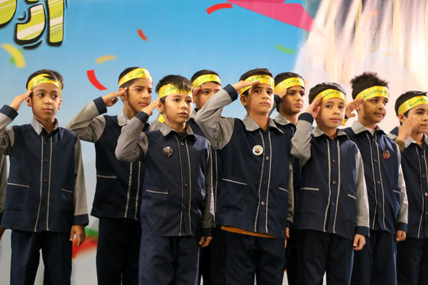 همایش «یاوران انقلاب، پیشتازان مقاومت» در قم-2