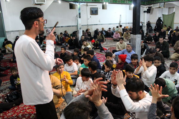 جشن ولادت امام حسین (ع) در شهر درق 