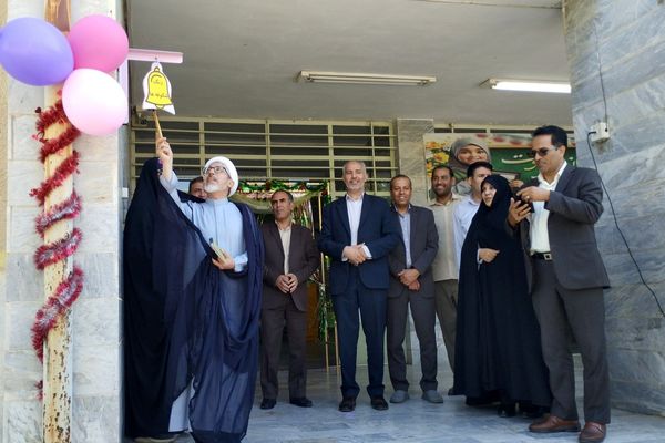 مراسم جشن شکوفه‌ها در ناحیه یک زنجان