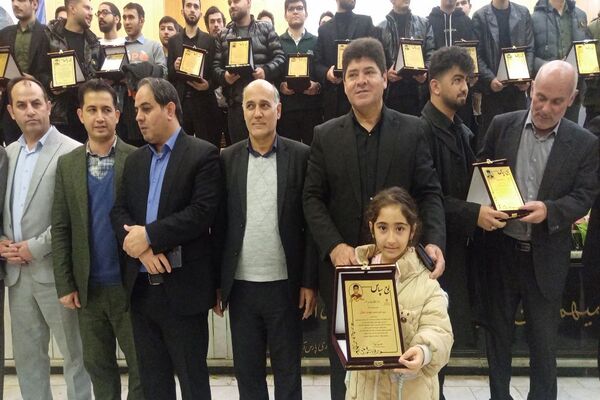 همایش تجلیل از رتبه‌های برتر کنکور در شهرستان مرزی پارس آباد مغان